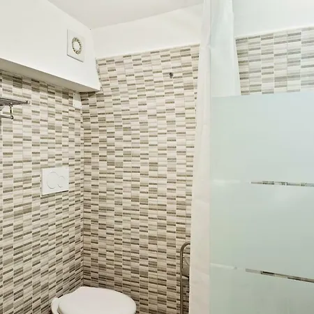 Guesthost - San Nicola Casa Clemente Bari